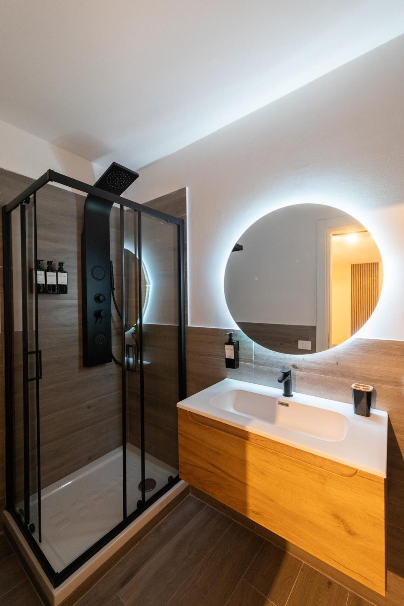 Urban Chic Luxury Suite Apartments Rome Bagian luar foto
